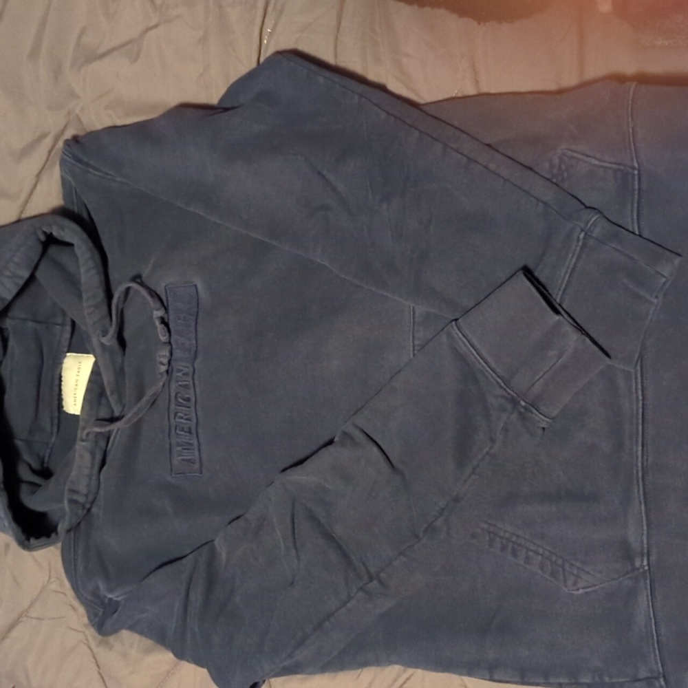 AE swearshirt